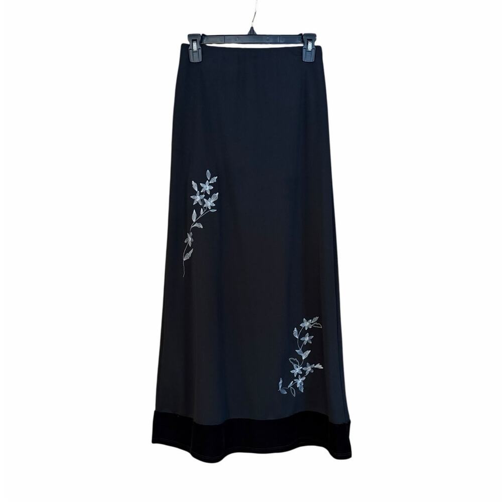 John Paul Richard Medium Black Floral Embroidered Velvet Trim Maxi Skirt Dressy